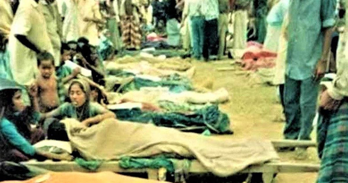 আজ ১৩ মে। টাঙ্গাইলবাসীর বুকের ভেতর এখনও কাঁটার মতো বিঁধে থাকা এক বিভীষিকাময় দিন।